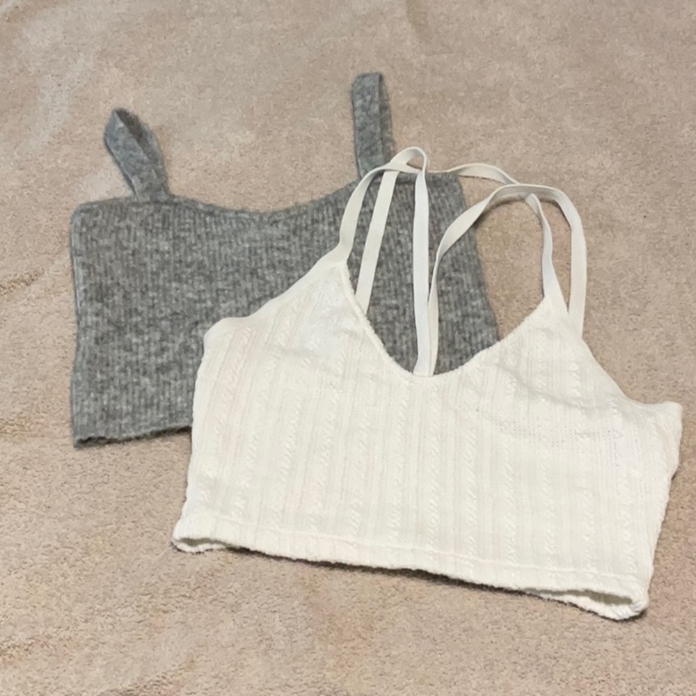 Zara crop tops - Picture 1 of 3